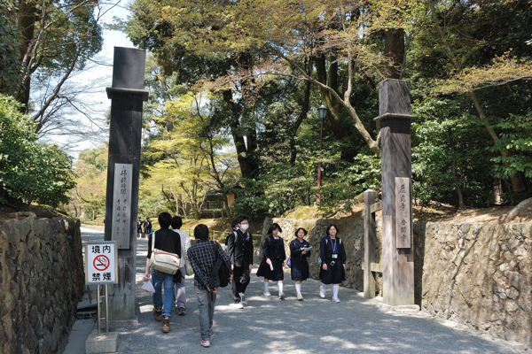 金閣寺 入口