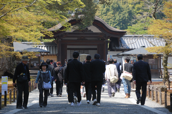 金閣寺 受付前