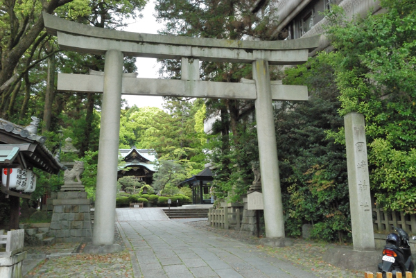 岡崎神社 鳥居