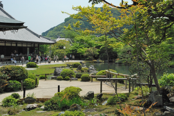 天龍寺 曹源池